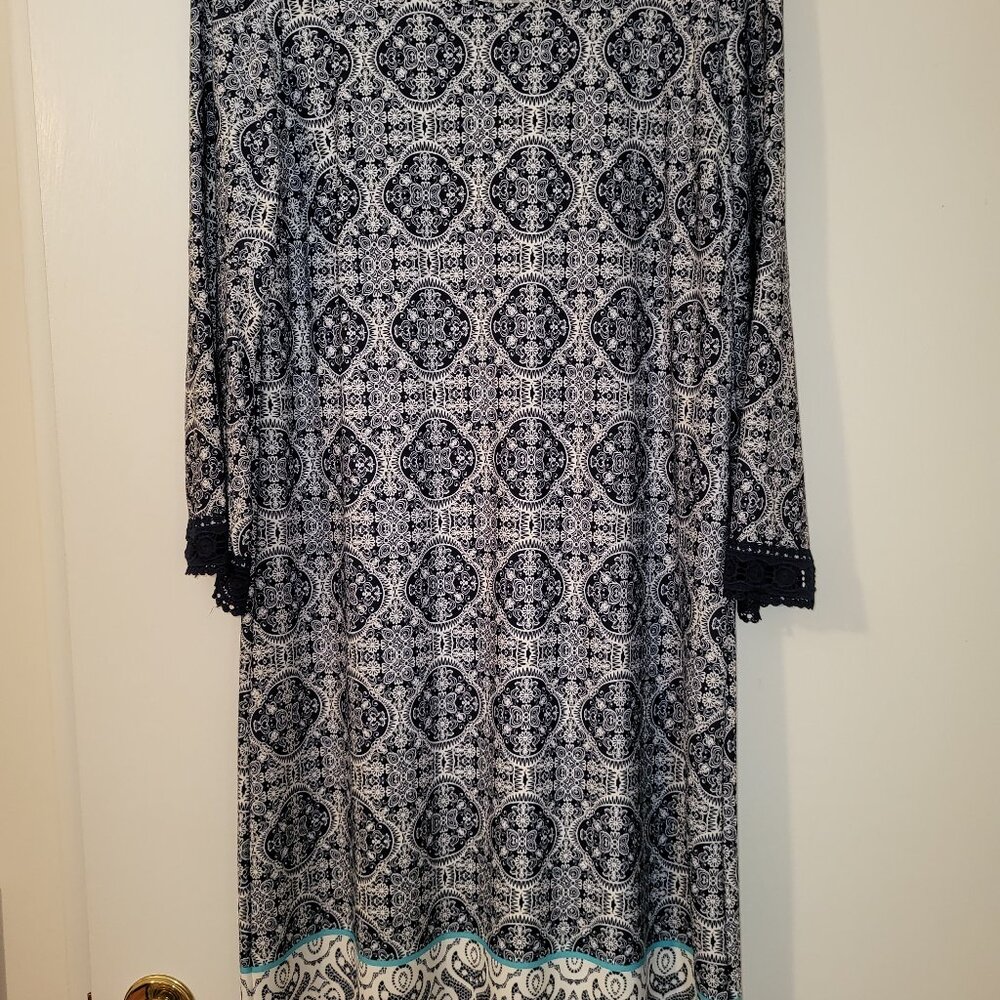 TACERA - Blue/White Print Dress w/Crochet Trim, Size L(12)
